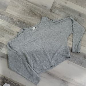 Long sleeve shirt/sweater